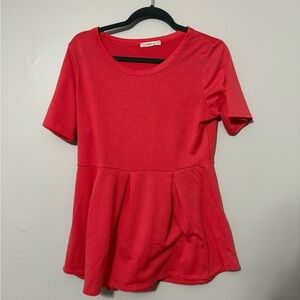 ANDREE BY UNIT Vibrant Red Top